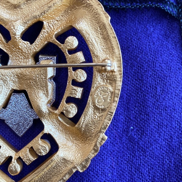 Vintage Avon Elizabeth Taylor Broach Heart of Hollywood - Picture 5 of 8